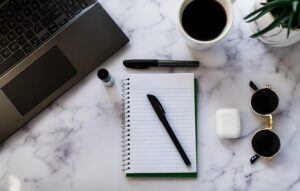 Die Verbindung von Theorie und Praxis: Ein Blick auf Wirtschaftshochschulen in Deutschland